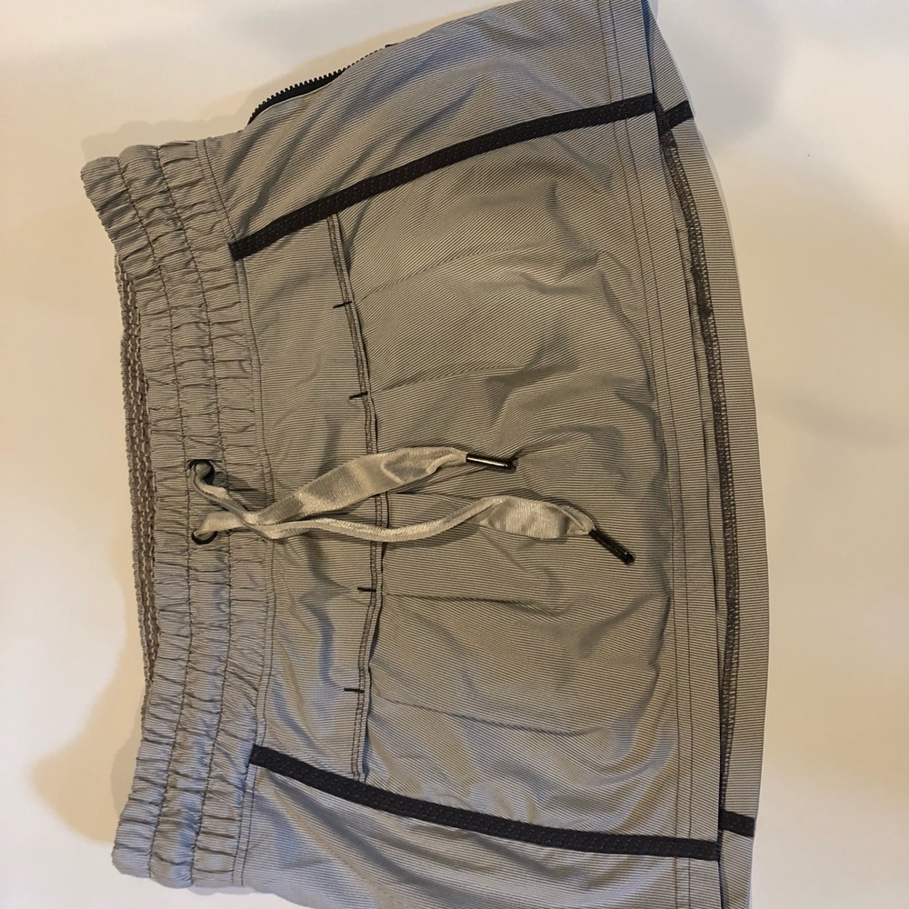 Lululemon Skorts like new size 4